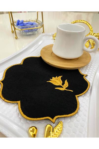 AYNAKIŞÇEYİZ منديل قهوة مطرز بنقشة توليب ذهبي مكون من 6 قطع وقاعدة أكواب