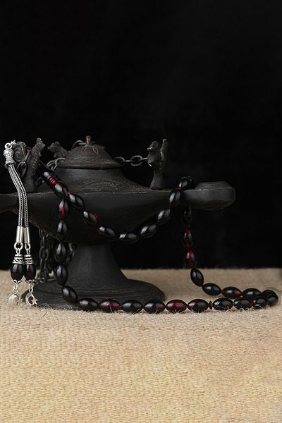 Diriliş Takı Red Color Tasseled Moon Star Detailed Squeezing Amber Prayer Beads