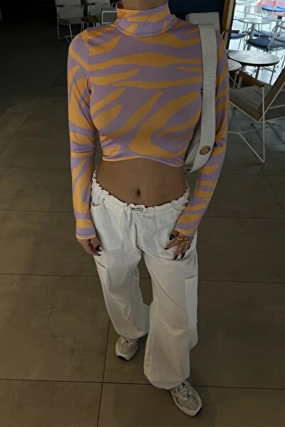 Jose Clothing Kadın Dik Yaka Desenli Uzun Kollu Crop Bluz