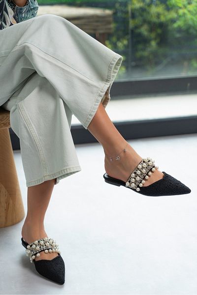 NİŞANTAŞI SHOES Γυναικείες παντόφλες με τακούνι Fomax Black Kilim Pearl Detail