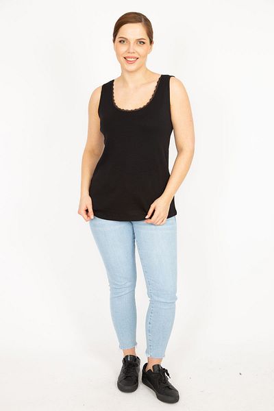 Şans Women's Large Size Black Cotton Fabric Collar Lace Detailed Sleeveless Blouse 65n26627