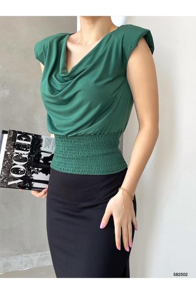 Esinty Women's Green Bottom Flowing Collar Padded Sandy Blouse