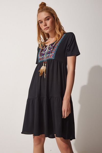 Happiness İstanbul Women's Black Ethnic Embroidered Summer Knitted Dress DD01220