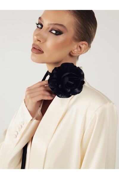 WAHSHE كبير روز المختنق قلادة Chocker زهرة قلادة