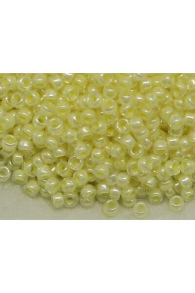 TOHO Japanese Glass Beads - 15/0 Rr-142 Model Round Glass Beads