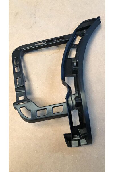 3ae807378 Passat Tampon Braketi Arka Alt Sağ Tamp Model Arası Uyumludur