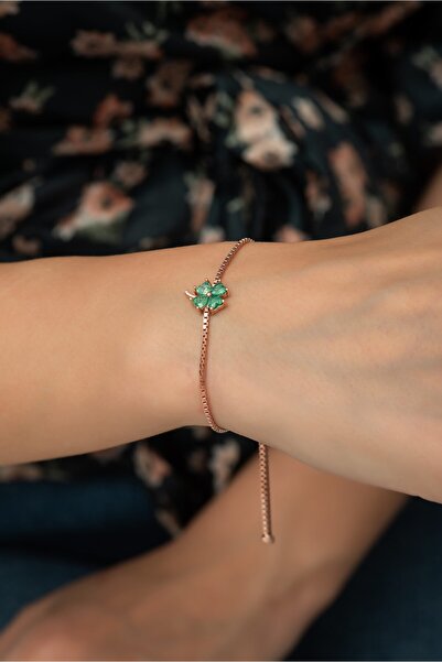 Nereze 925 Ayar Gümüş Asansörlü Yeşil Taşlı Yonca Kadın Gümüş Bileklik