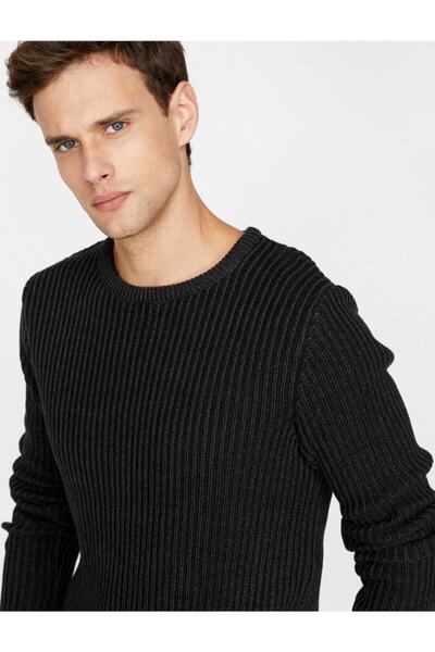 Koton Strickpullover – Design mit Rundhalsausschnitt