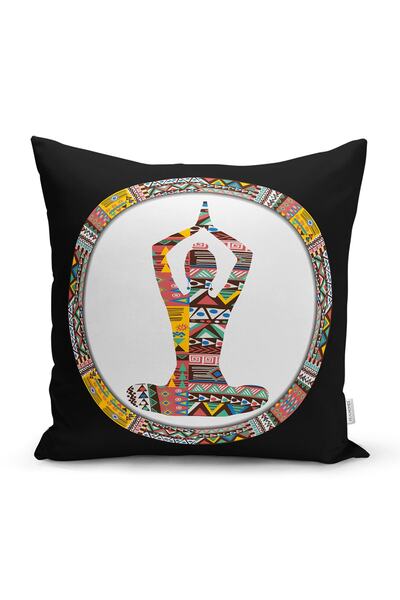 Realhomes كيس وسادة على أرضية سوداء بتصميم يوجا - ديكور