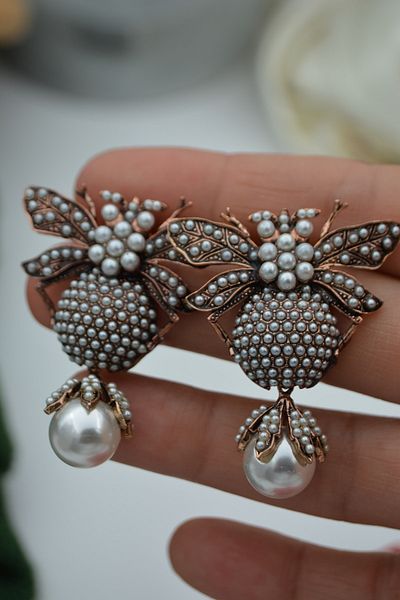 Stoneage Bee Earrings with Zircon and Pearls