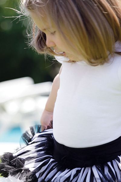 Baby Corner أكمام بيضاء مكشكشة بادي T.B4.2.1.K.1