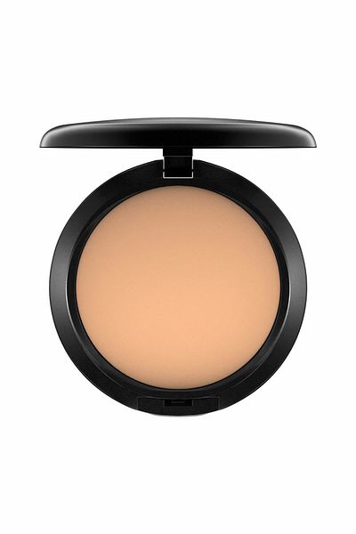 M.A.C Studio Fix Powder Plus Nw30 - 15g Medium-High Coverage Matte Finish Powder Foundation