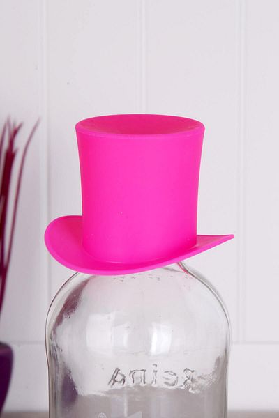 Queen’s Kitchen Hat-Shaped Airtight Bottle Cap C-ZZ-GD438-P