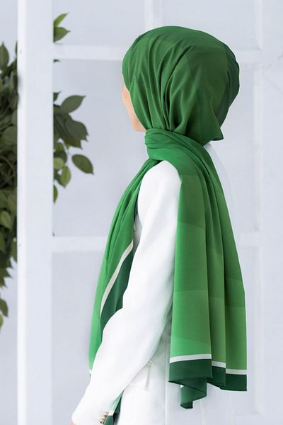 Vissona Γυναικείο σάλι πολυτελείας Medina Silk Emerald Green
