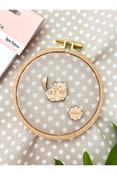 Hobianna حامل إبرة مغناطيسي خشبي - قطة لطيفة مفتوحة