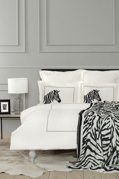 Karaca Home Zebra Black Double Jacquard Blanket