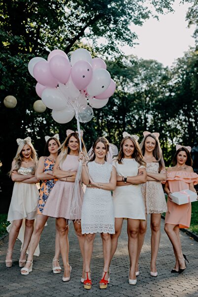 Parti dolabı Bride To Be Led Işıklı Zincir Balon Süsleme Seti Mekan Oda Gelin Bekarlığa Veda Partisi Gümüş Set