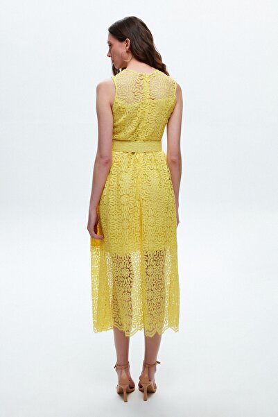 adL Çiçek Desenli Kolsuz Kemerli Dantel Elbise