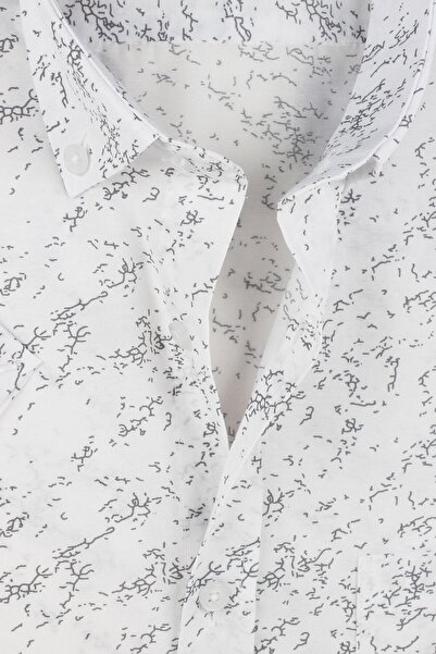 Varetta Men's Gray Classic Cut Cotton Short Sleeve Shirt with Pockets