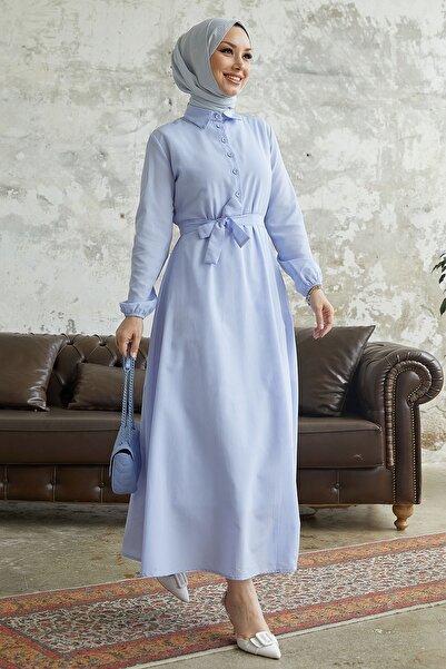 InStyle Alerya šaty s páskem na knoflíky - baby blue