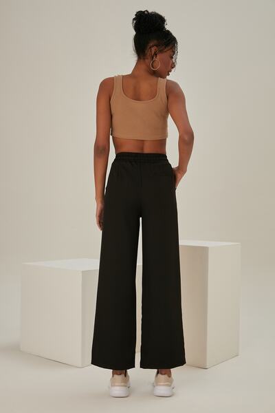 Thin Shop Casual Black Palazzo Comfort Colección - Lace-Up Trousers