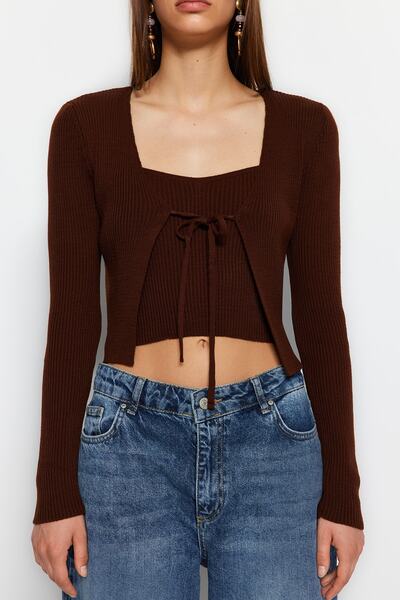 Trendyol Collection Brown Crop Tie Detailed Blouse-Cardigan Knitwear Set TWOSS21HI0002
