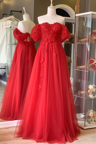 Lenta Moda Red Three-Dimensional Floral and Embroidered Lace Detailed Maxi Length Evening Dress and Evening Dress