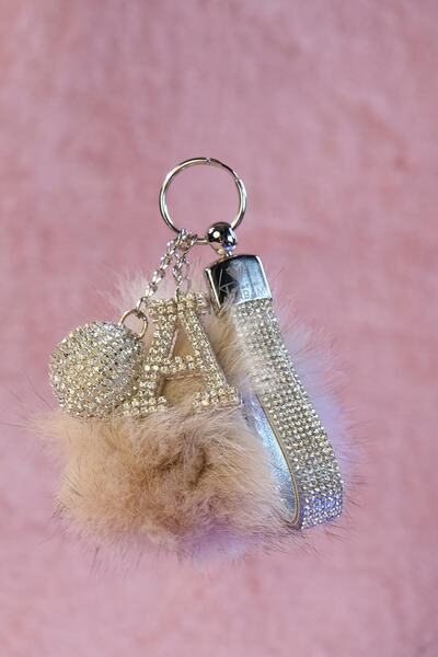TASARIM ARABAM ATİKE ELİF AKIN سلسلة مفاتيح مرصعة بأحجار فضية وبدون شعار وكرة...