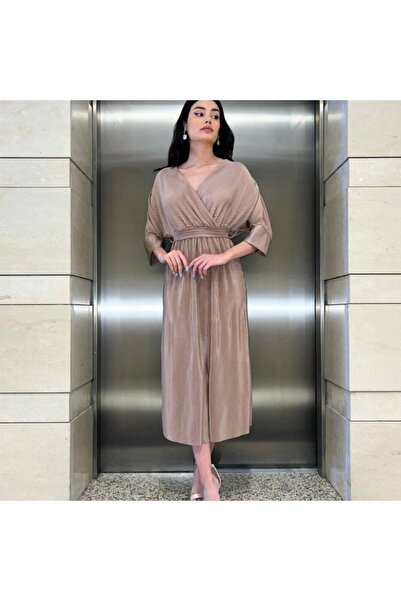 viyan butik فستان مضلع بأكمام الخفاش