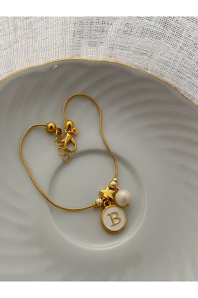 Lucky Designs Gold Snake Chain Bark Pearl Letter Star Detail Bracelet