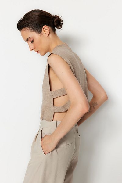 Trendyol Collection Sweater Vest - Brown - Regular fit
