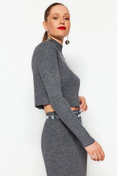 Trendyol Collection Antracitový úpletový top a sukně - Twoaw23Au00170