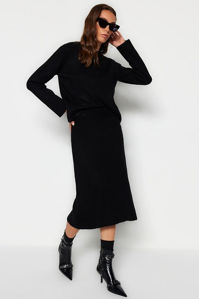 Trendyol Collection Black Soft Textured Skirted Knitwear Top and Bottom Set TWOAW23AU00217