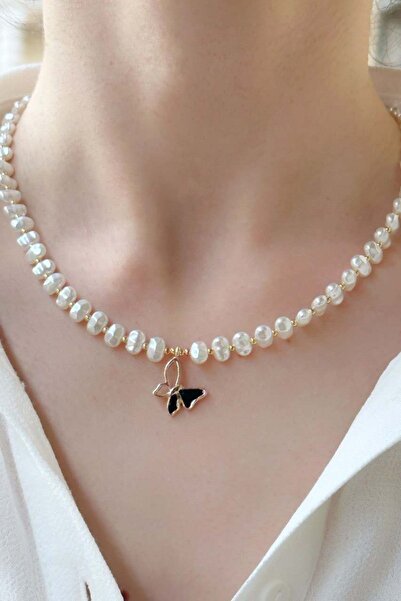 Northwatch Gold Rengi Kelebek Detaylı Inci Kolye