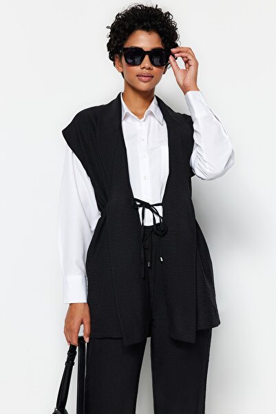 Trendyol Modest Fekete, megkötős, len kimonó-nadrág szett TCTSS23US00061