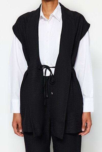 Trendyol Modest Fekete, megkötős, len kimonó-nadrág szett TCTSS23US00061