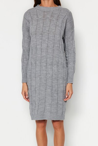 Trendyol Collection Szürke mini kötöttáru Crew nyakú ruha TWOAW22EL0027