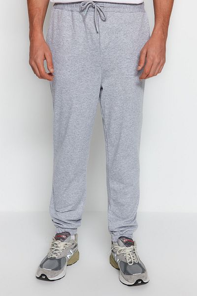 Trendyol Collection Graue Jogginghose in Übergröße - TMNAW22EA0160