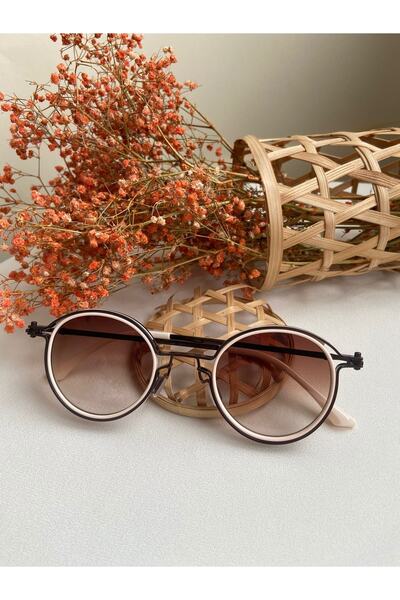Poll Store Unisex Sunglasses - Stylish and Comfortable Design