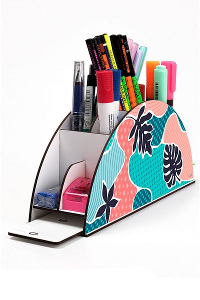 kutuTR Wooden Vip Colorful Models Desktop Pen Holder Organizer with Rainbow Ruler Assembled Box