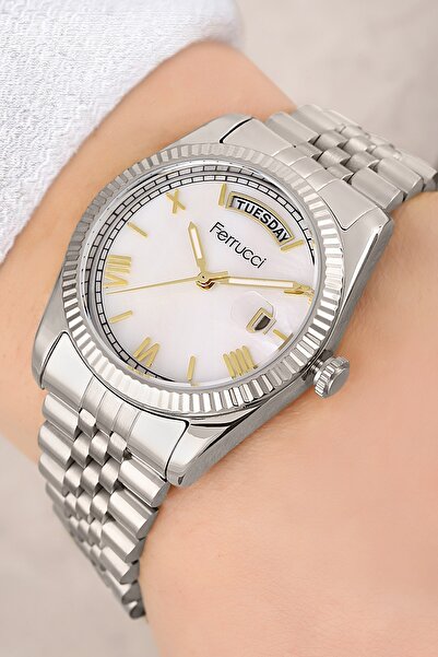 Ferrucci ساعة يد نسائية فضية اللون 3 ATM مقاومة للماء مع تقويم سلك فولاذي