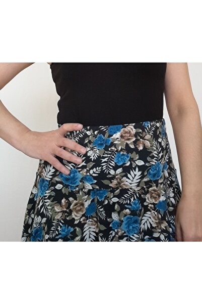 Mertcan Butik Міні-спідниця з синім квітковим візерунком