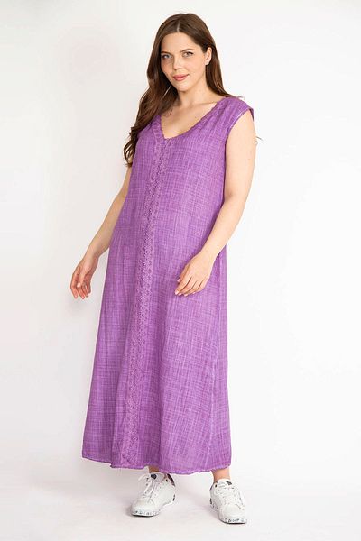 Şans Women's Lilac Plus Size Lace Detailed V-Neck Side Slit Linen Dress 65n36357
