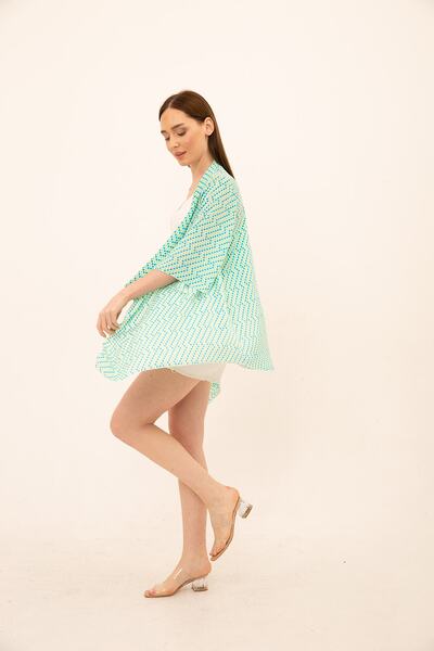 Laranor Polka Dot Patterned Kimono Cardigan