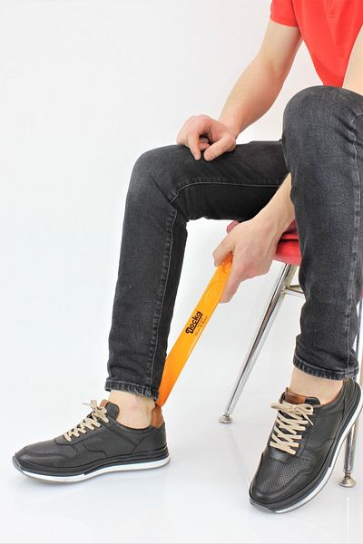 MARCOMEN Men's Leather Daily Sports Style Casual Shoes