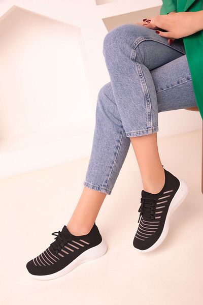 SOHO Women's Black Sneakers 18193
