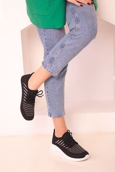SOHO Women's Black Sneakers 18193