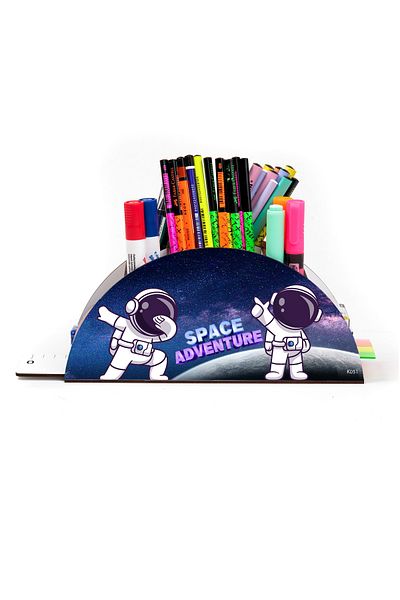 kutuTR Wooden Vip Planet Series Rainbow Ruled Desktop Pen Holder Organizer for Kids Assembled Boxed