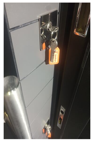 tezwood ahşap kapı sanayi Celik Kapı Tırnaklı Sistem Kale Kilitli Çelik Kapı Siyah Statik Kasalı Antrasit Düz Model Sol Açılım