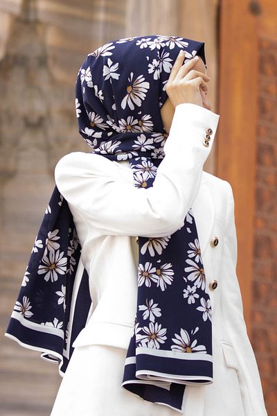 Vissona Γυναικείο πολυτελές μεταξωτό σάλι Medina Navy Blue-3